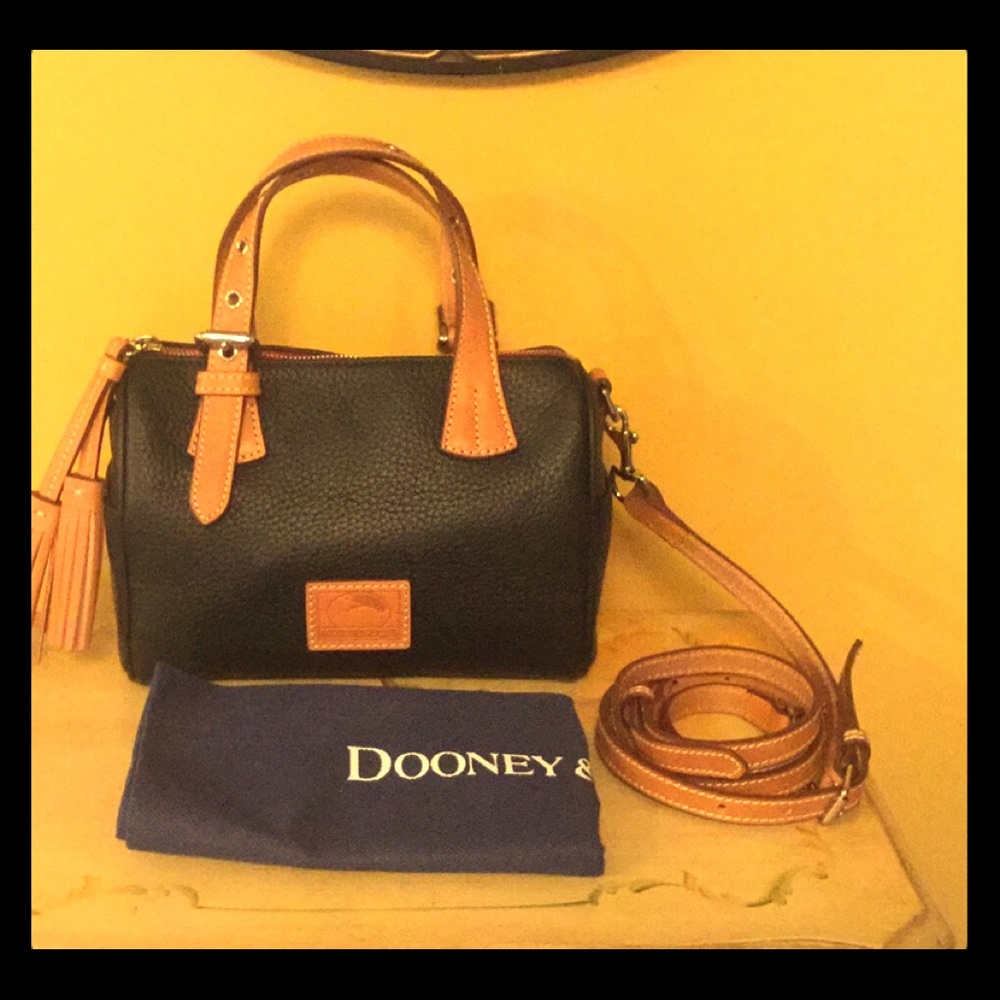 Dooney & Bourke small leather Patterson handbag.